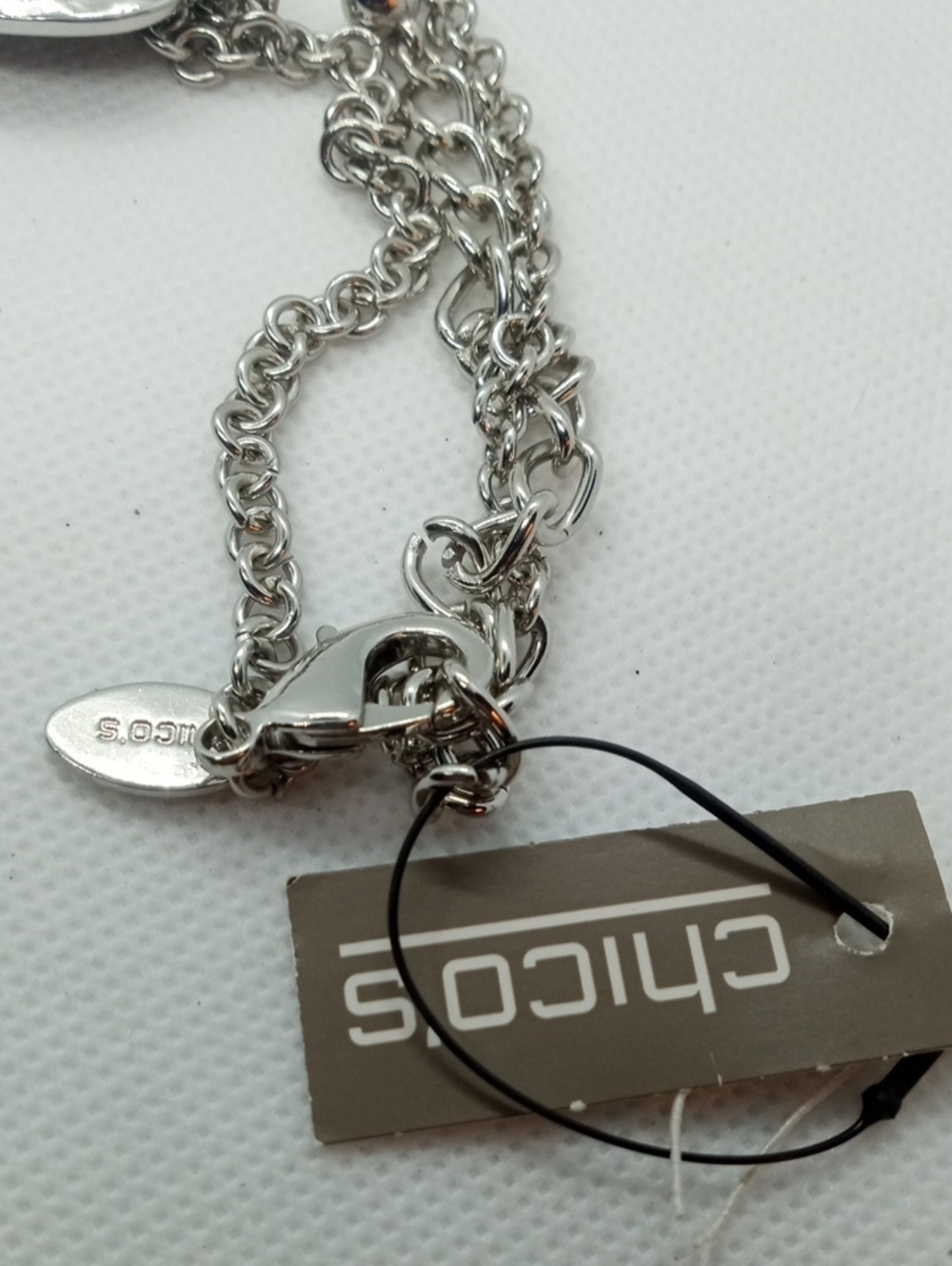 CHICO'S ACRYLIC DROP NECKLACE - Picture 14 of 15